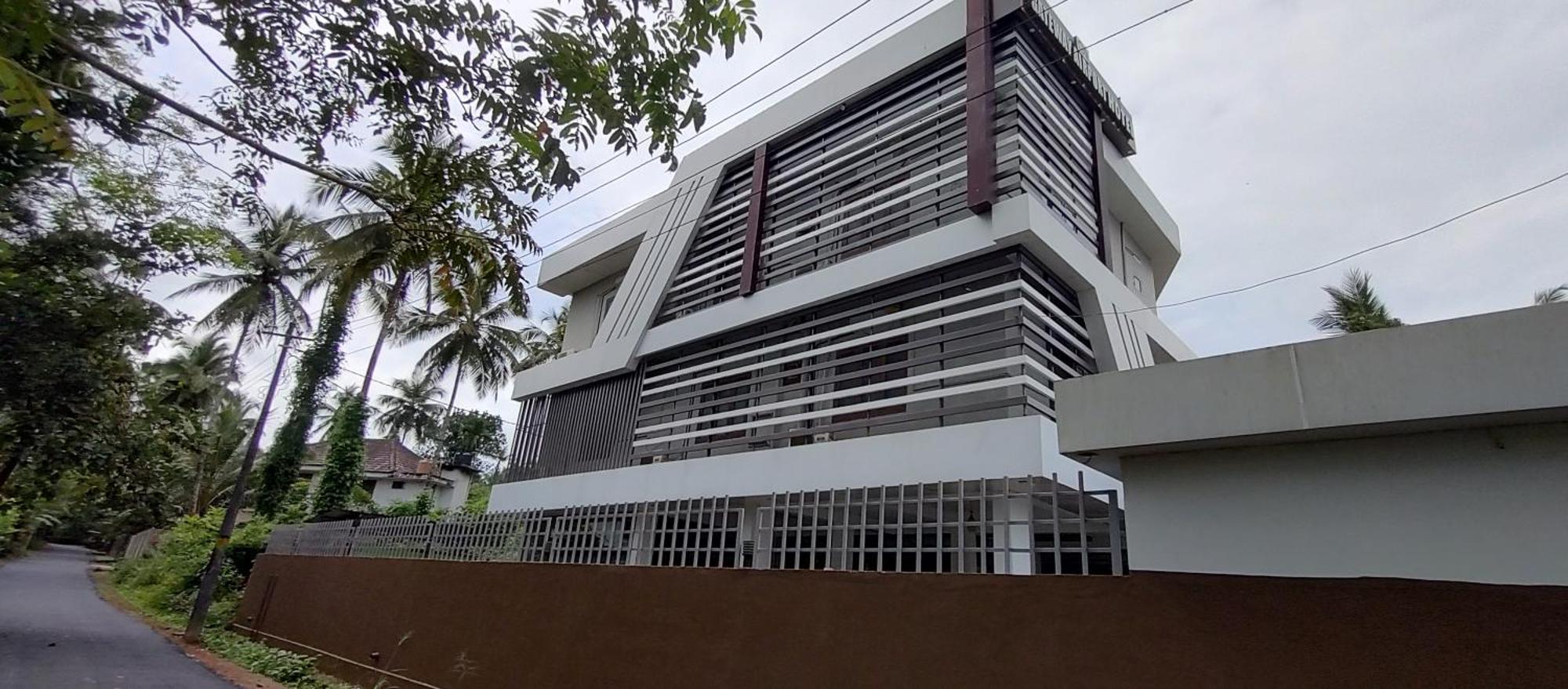 Gateway Airport Hotel Kannur Exterior photo